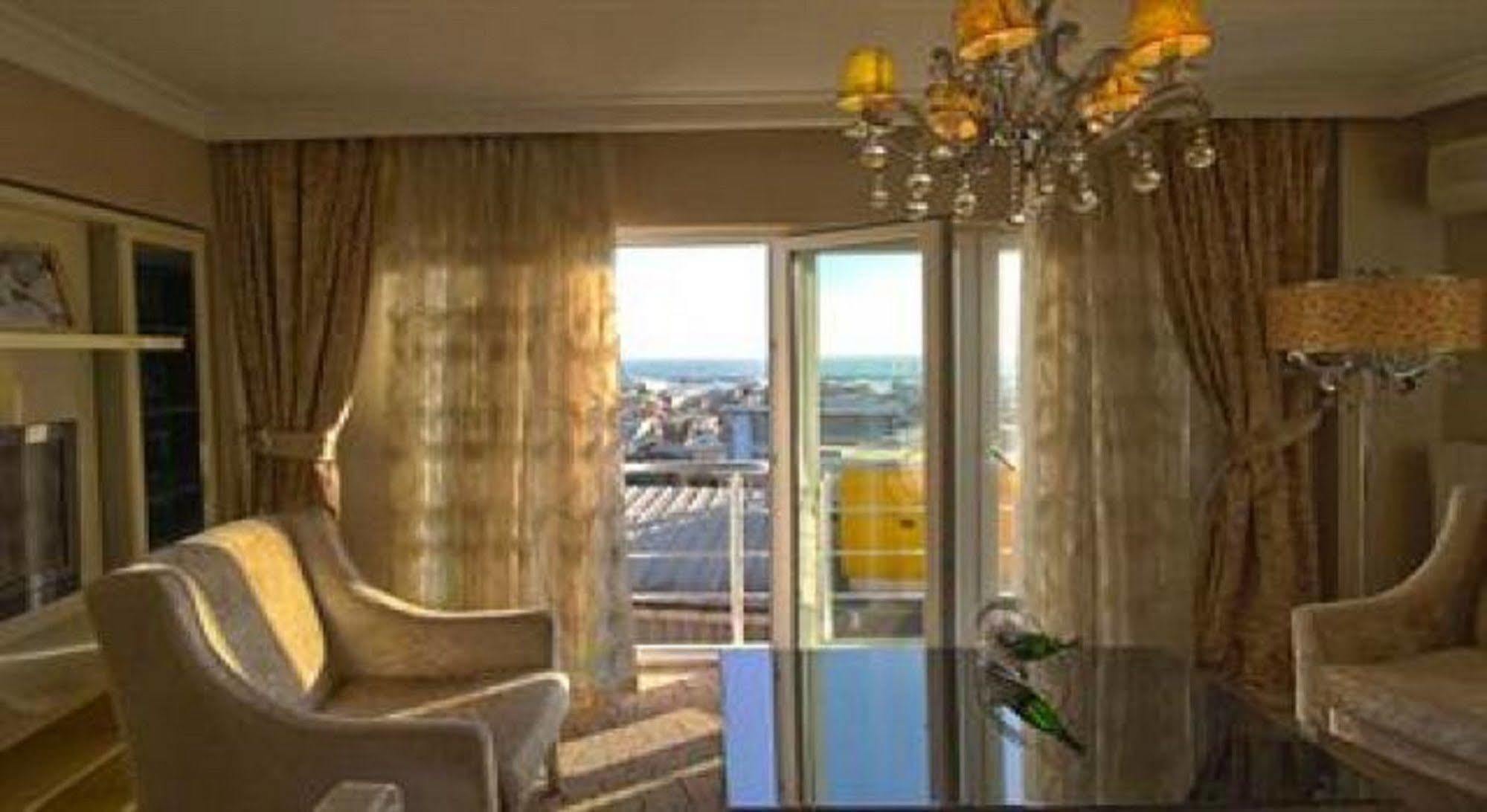 Q Hotel Laleli Istanbul Exterior photo
